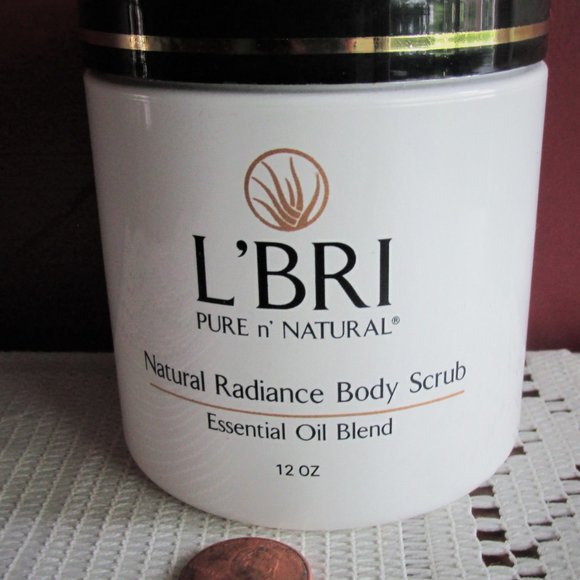 L'BRI Pure & Natural Radiance BODY SCRUB 12 oz  Essential Oil Blend - Picture 1 of 6